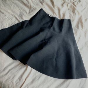 [Whistles] Black flippy skirt